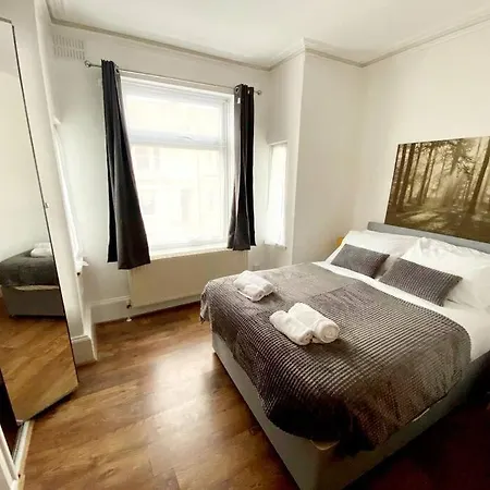 Evo Green Gravesend 2 Bed Apartment - 2 Mins Stn Town Centre Exterior foto
