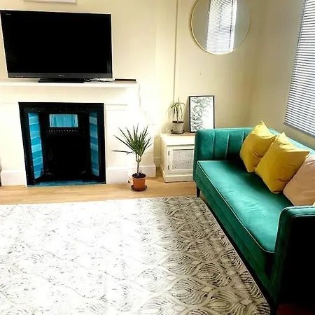 Evo Green Gravesend 2 Bed Apartment - 2 Mins Stn Town Centre Exterior foto