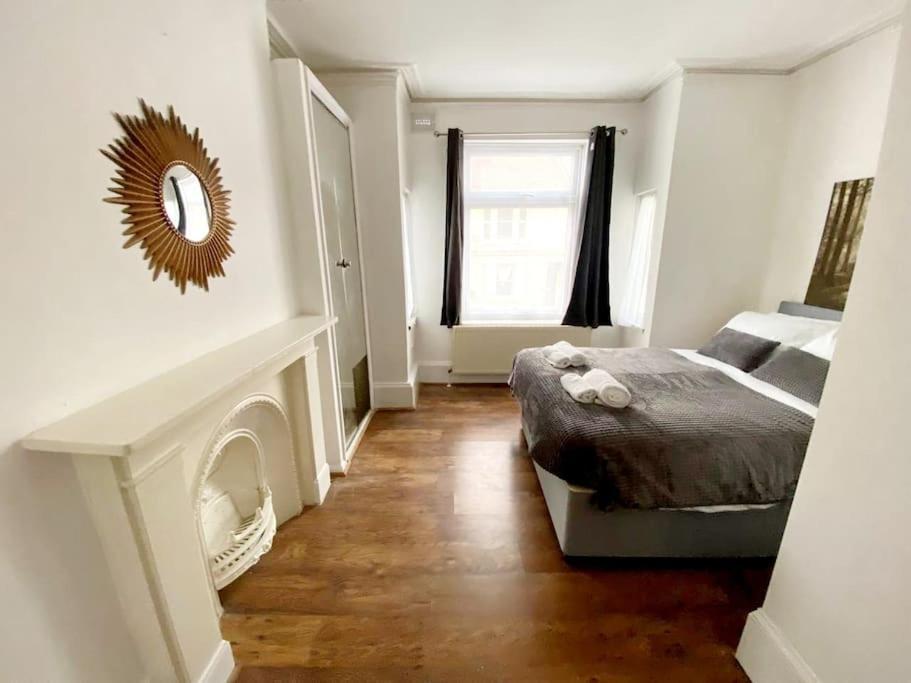 Evo 2 Bed - 2 Mins Stn Town Centre * Gravesend