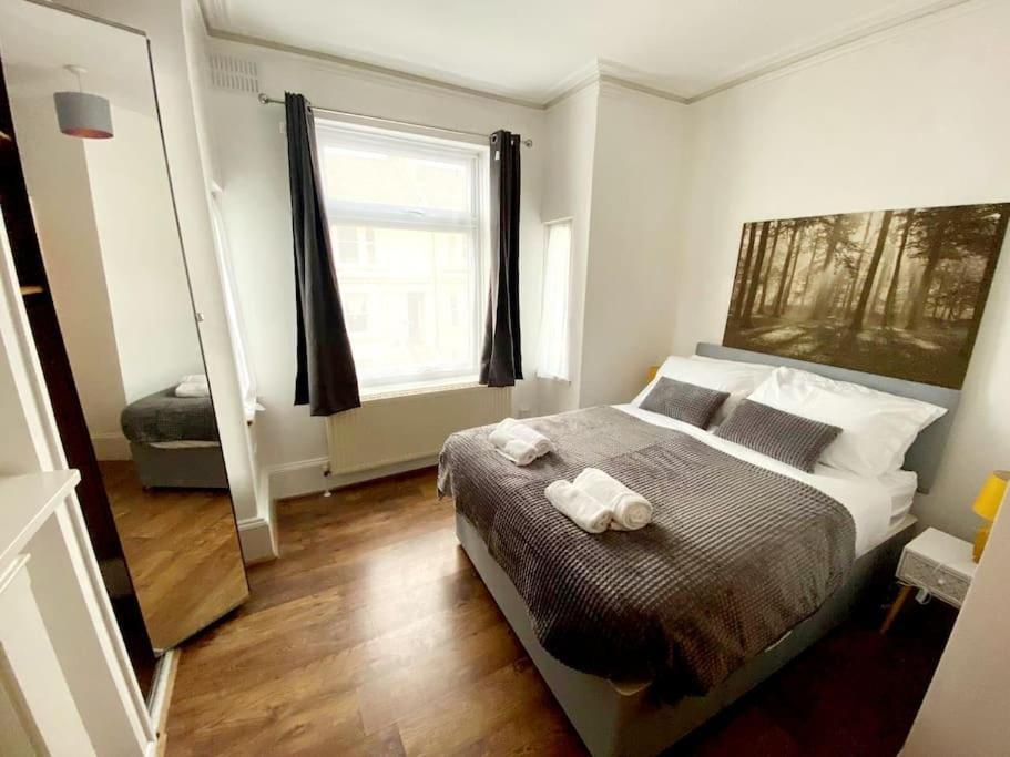 Evo 2 Bed - 2 Mins Stn Town Centre Gravesend